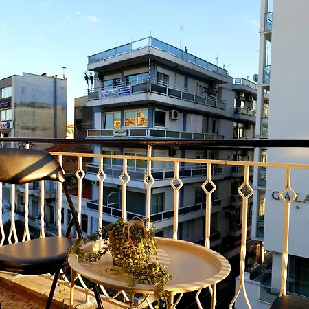 Castle View #1-2 Apartment